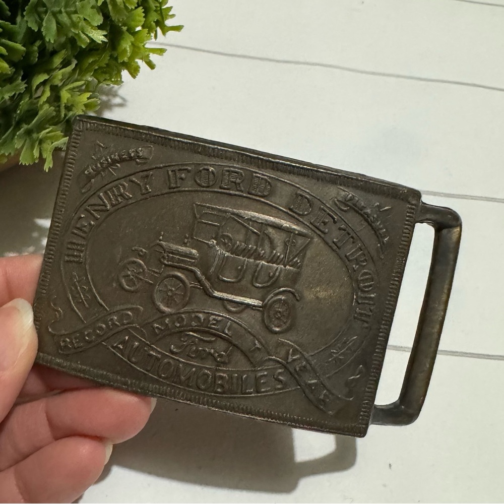 Vintage Henry Ford Detroit Model T Automobile Brass‎ Belt Buckle